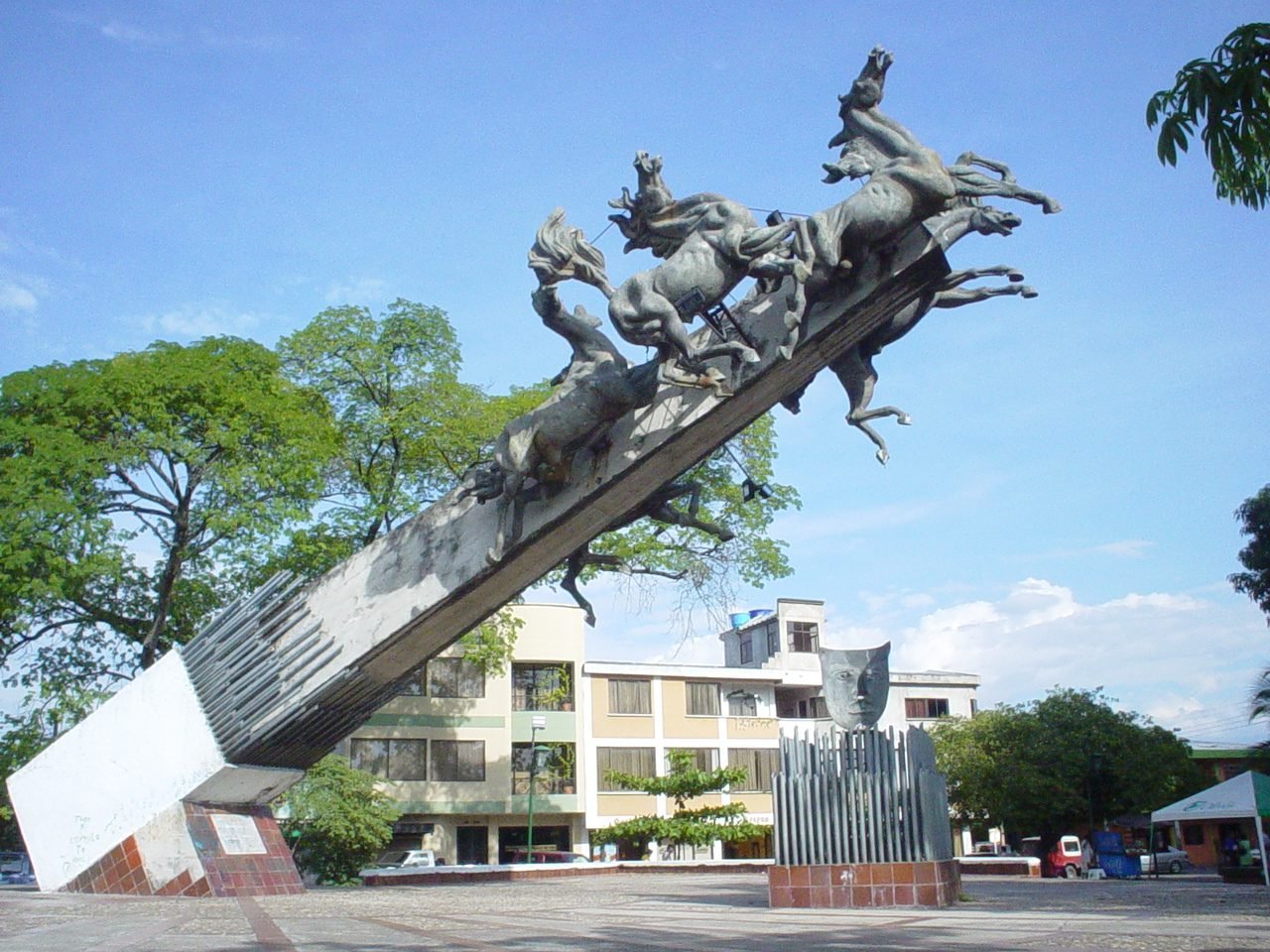 Los Potros, Neiva.